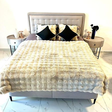 Premium Apartment 90M2 Szaloniki Kültér fotó